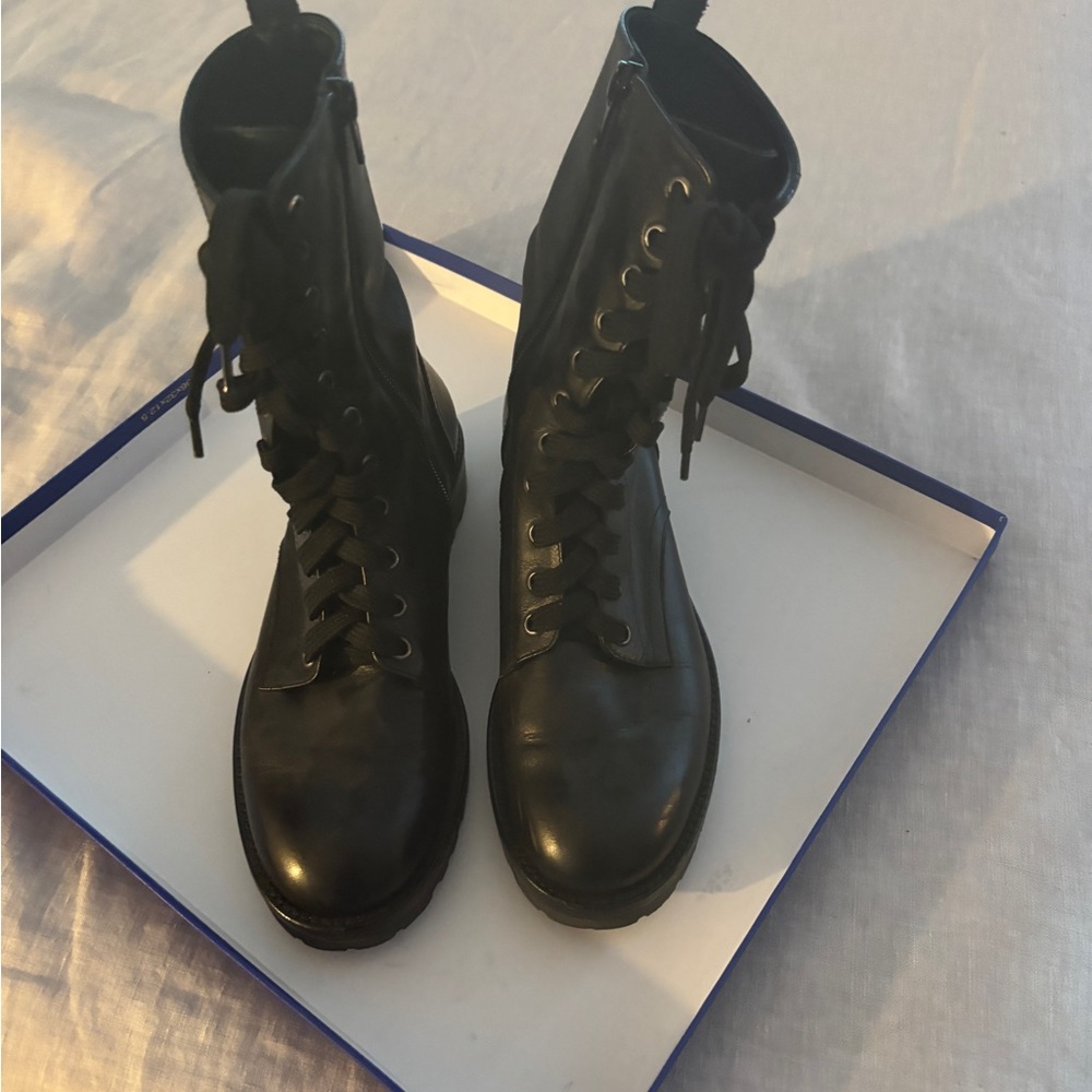 Black Lace-Up Women's Boots